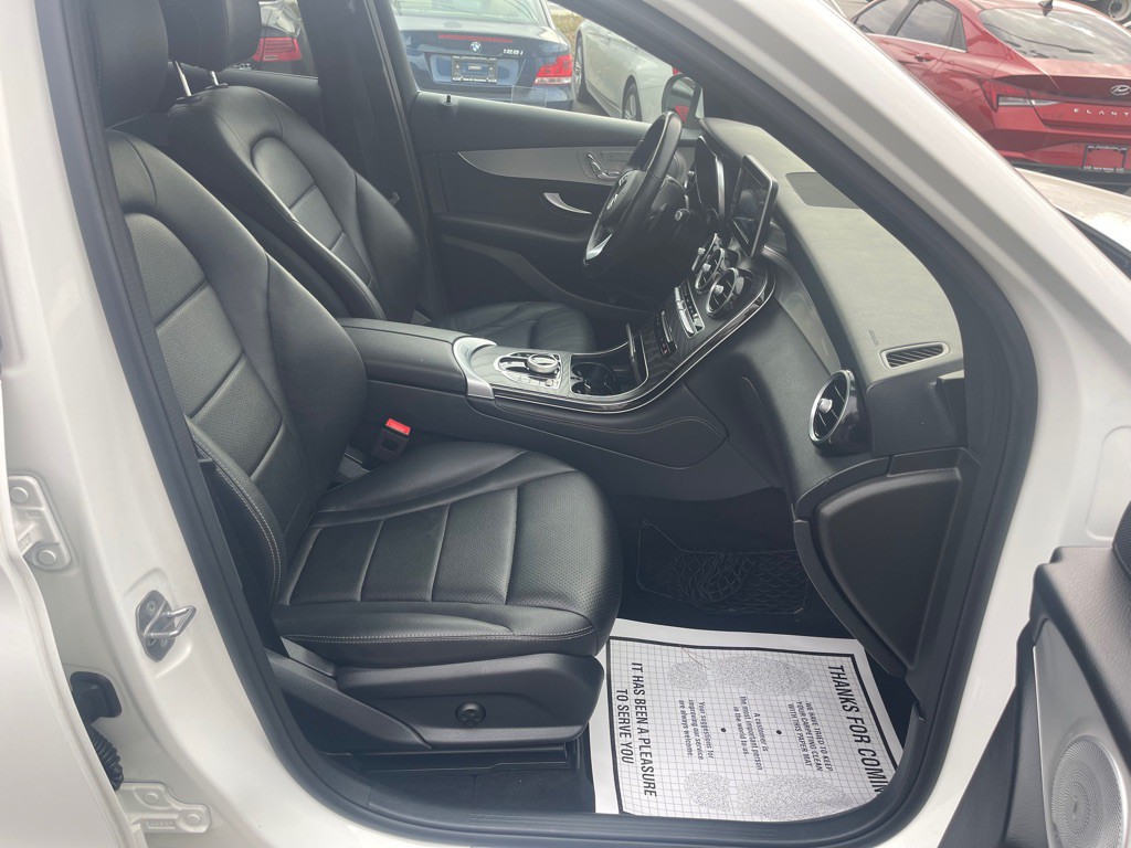 2019 Mercedes-Benz GLC-Class Image 23