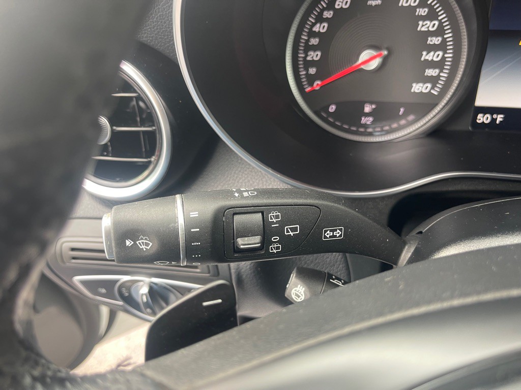 2019 Mercedes-Benz GLC-Class Image 36