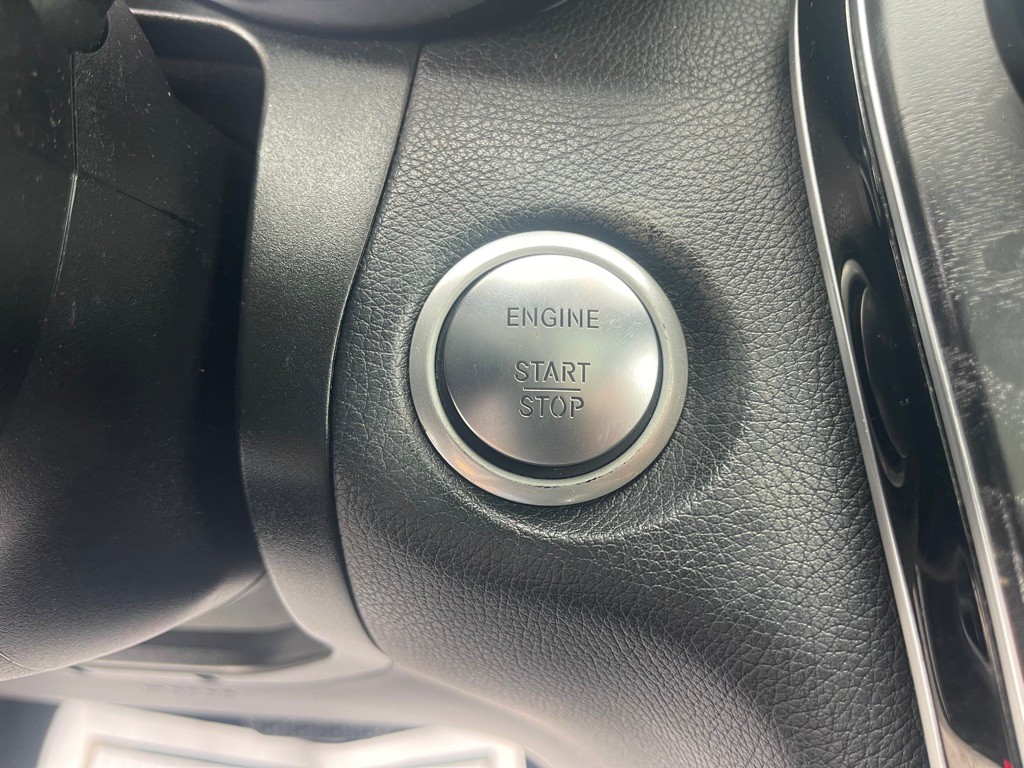 2019 Mercedes-Benz GLC-Class Image 39