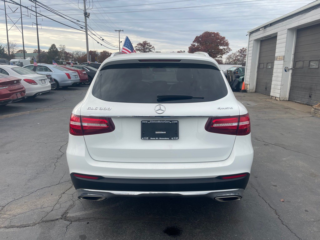 2019 Mercedes-Benz GLC-Class Image 4