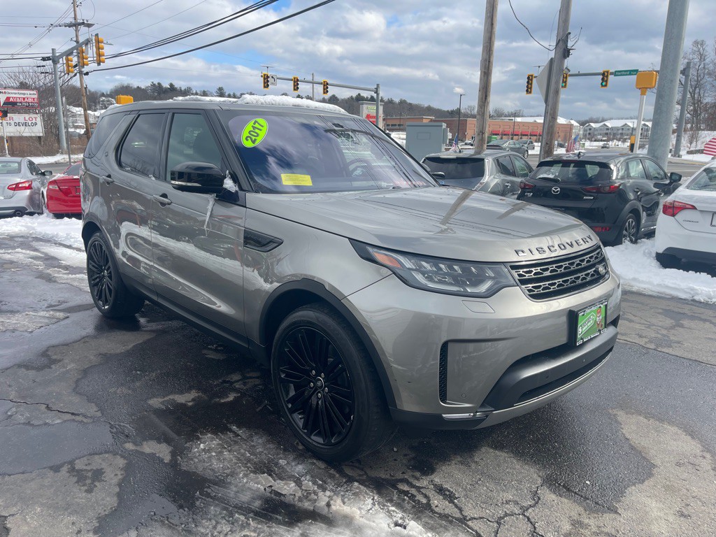 2017 Land Rover Discovery Image 7