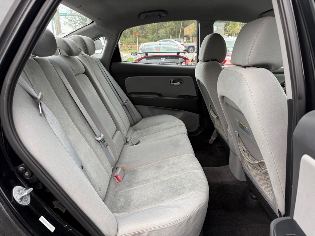 2010 Hyundai Elantra Image 17
