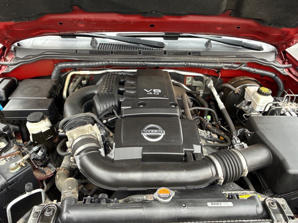 2013 Nissan Frontier Image 9