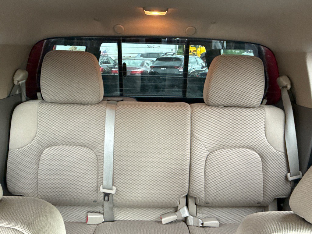 2013 Nissan Frontier Image 16
