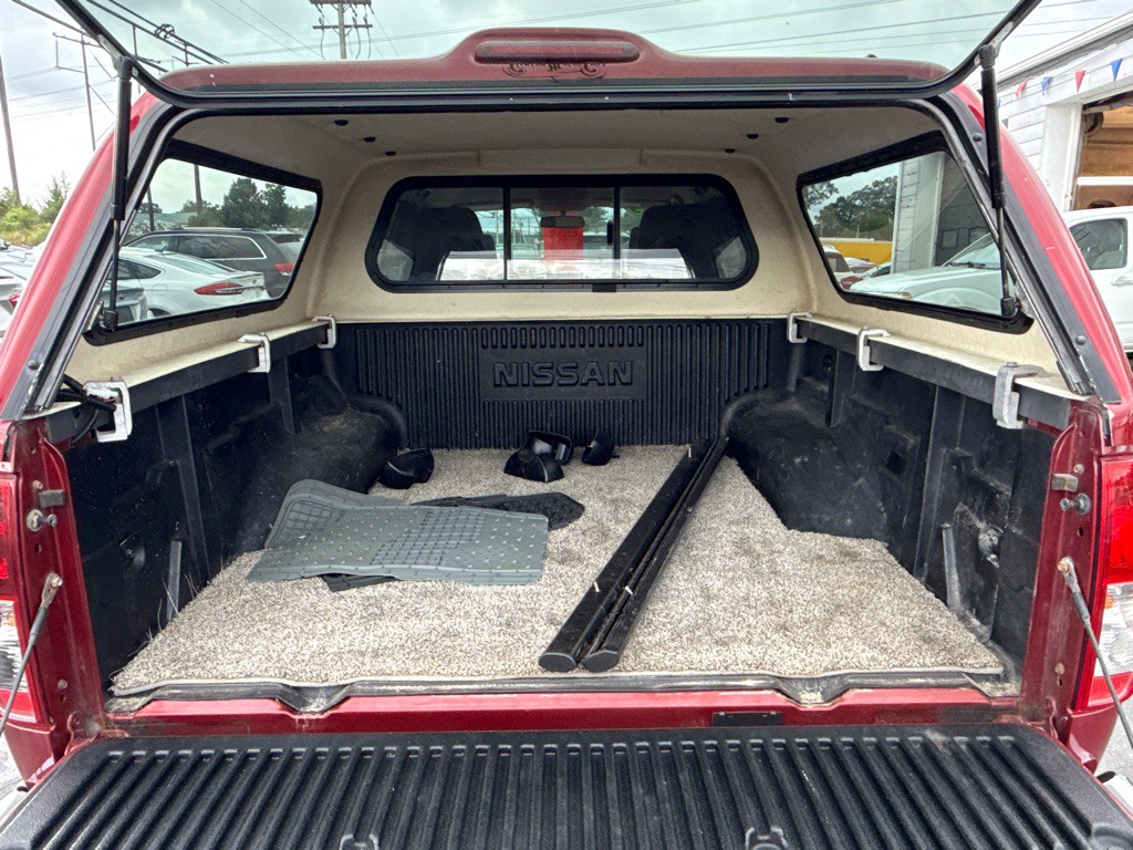 2013 Nissan Frontier Image 25