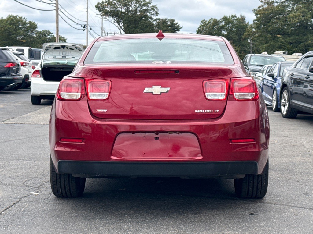2014 Chevrolet Malibu Image 4