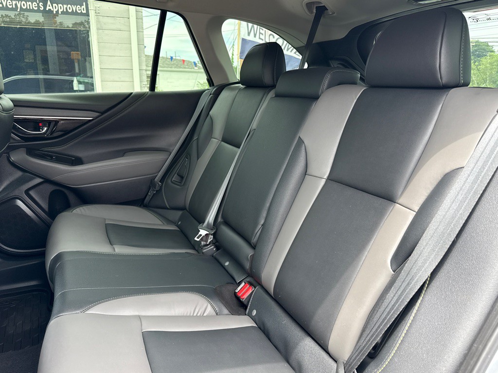 2020 Subaru Outback Image 16