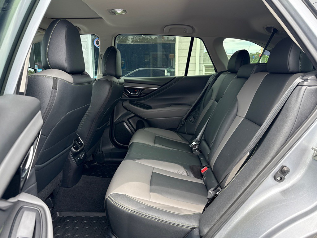 2020 Subaru Outback Image 17