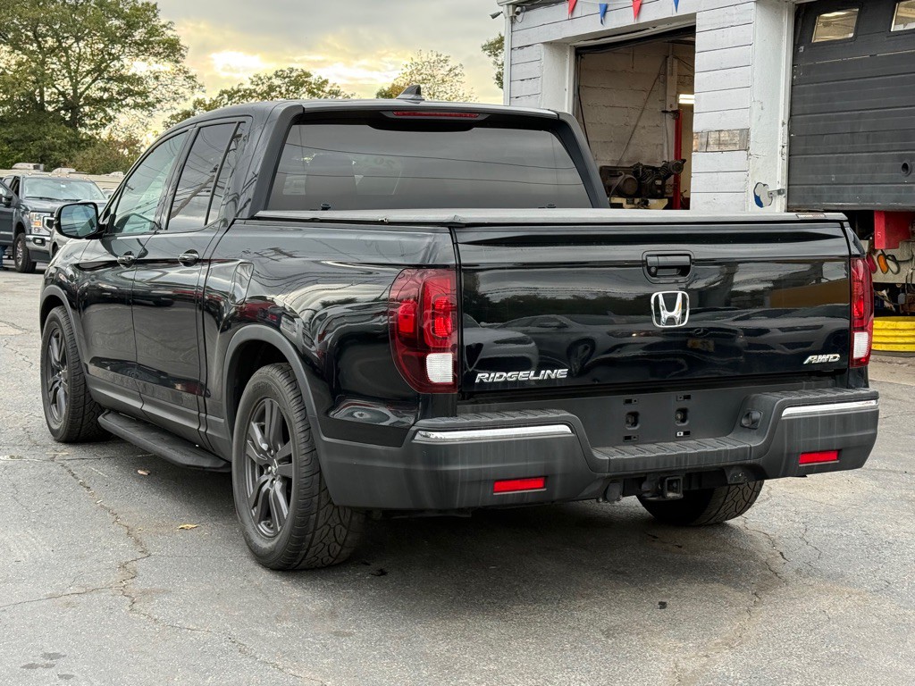 2019 Honda Ridgeline Image 3