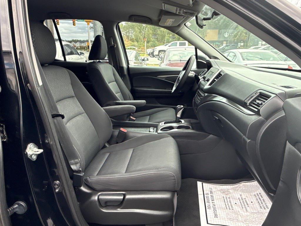 2019 Honda Ridgeline Image 12