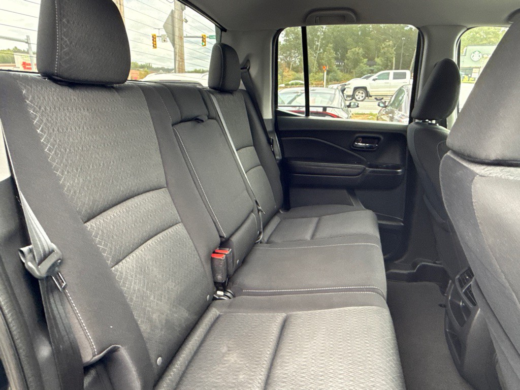2019 Honda Ridgeline Image 15