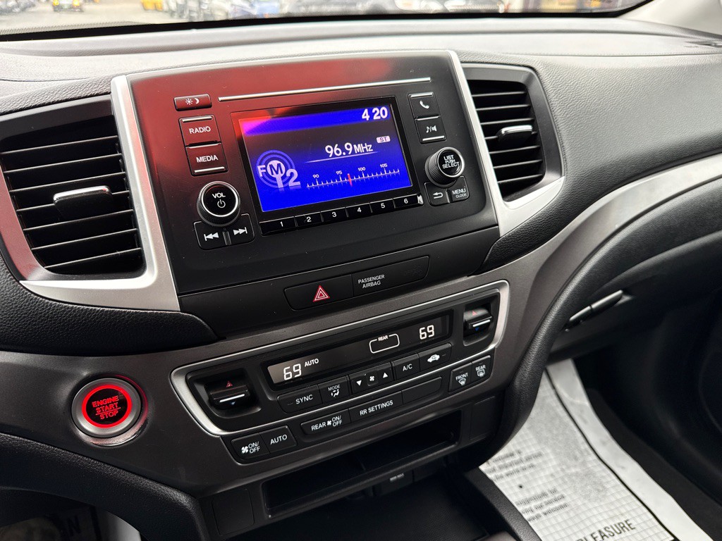 2019 Honda Ridgeline Image 21
