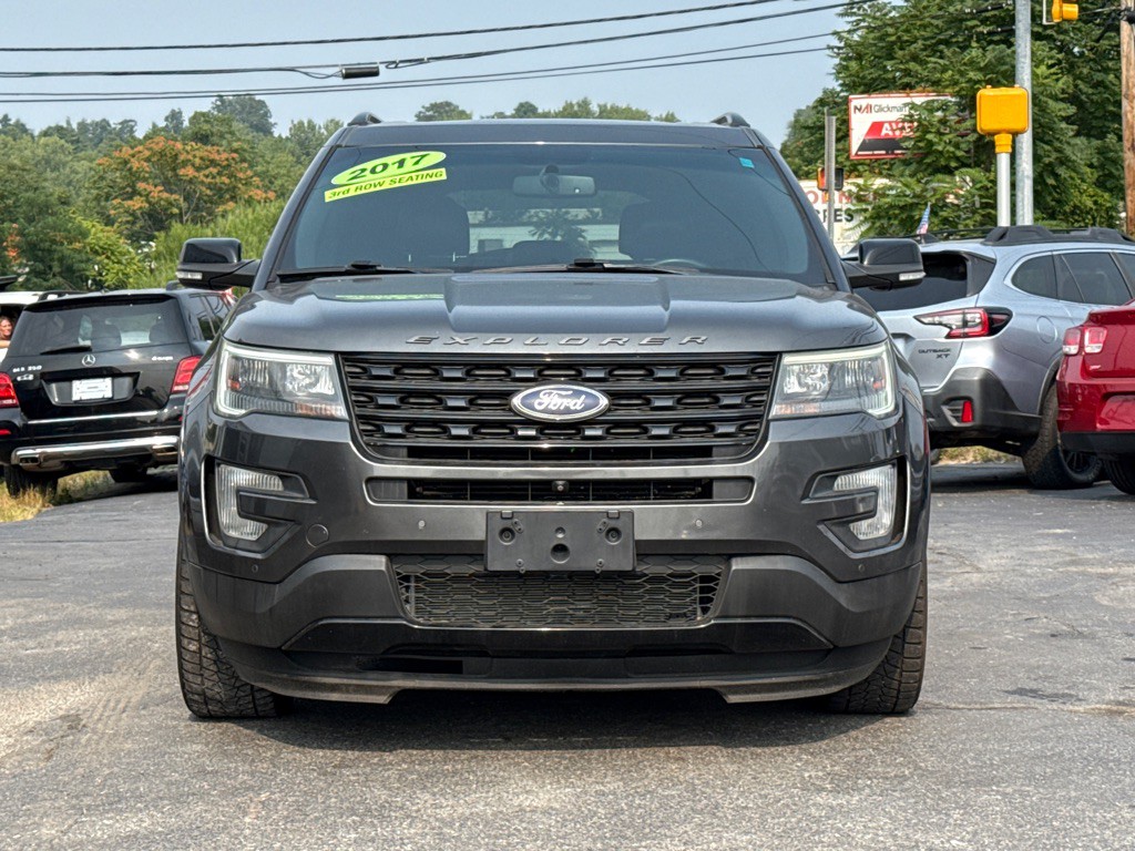2017 Ford Explorer Image 8