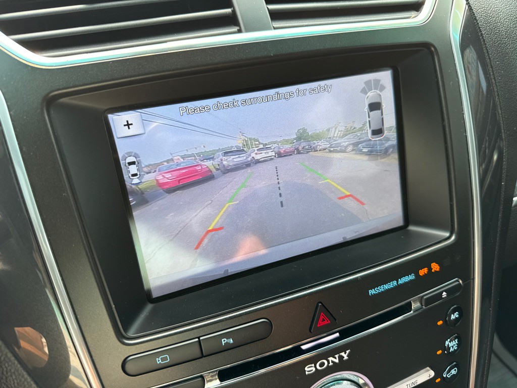 2017 Ford Explorer Image 32