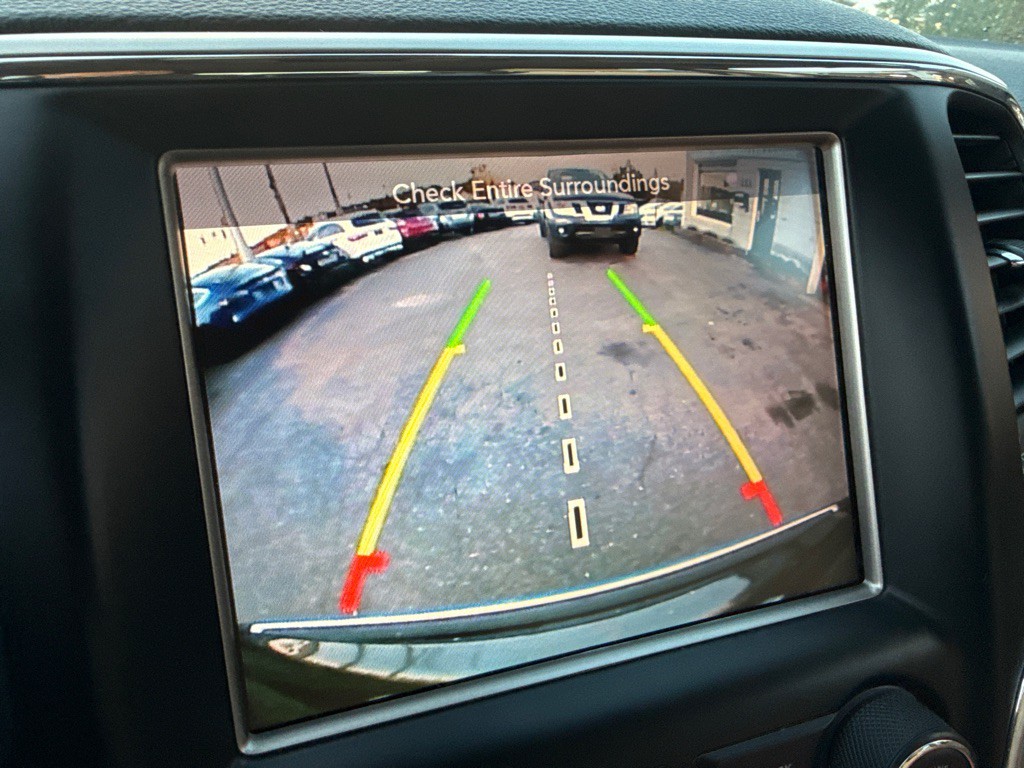 2015 Jeep Grand Cherokee Image 34