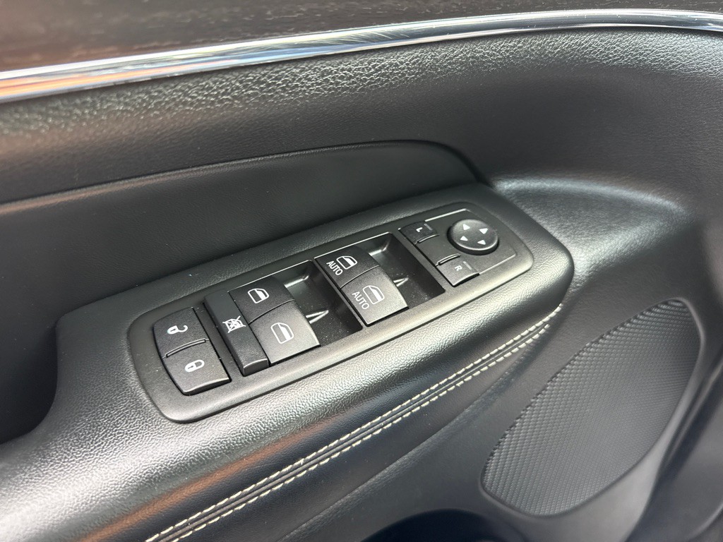 2014 Jeep Grand Cherokee Image 33
