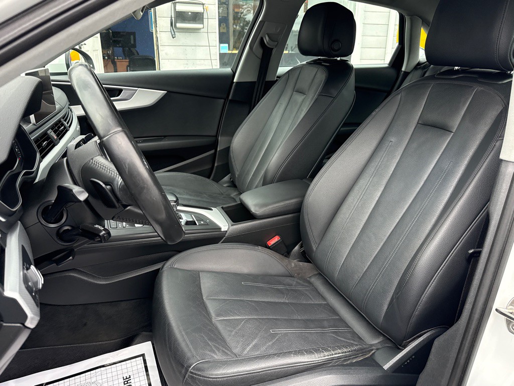 2017 Audi A4 Image 11