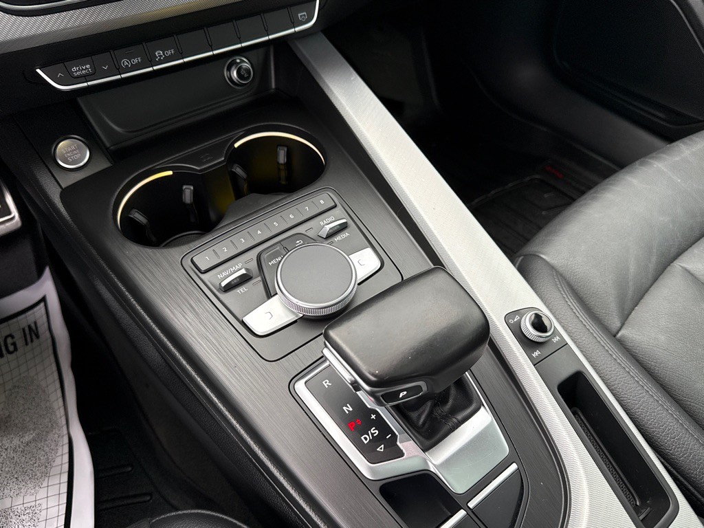 2017 Audi A4 Image 21