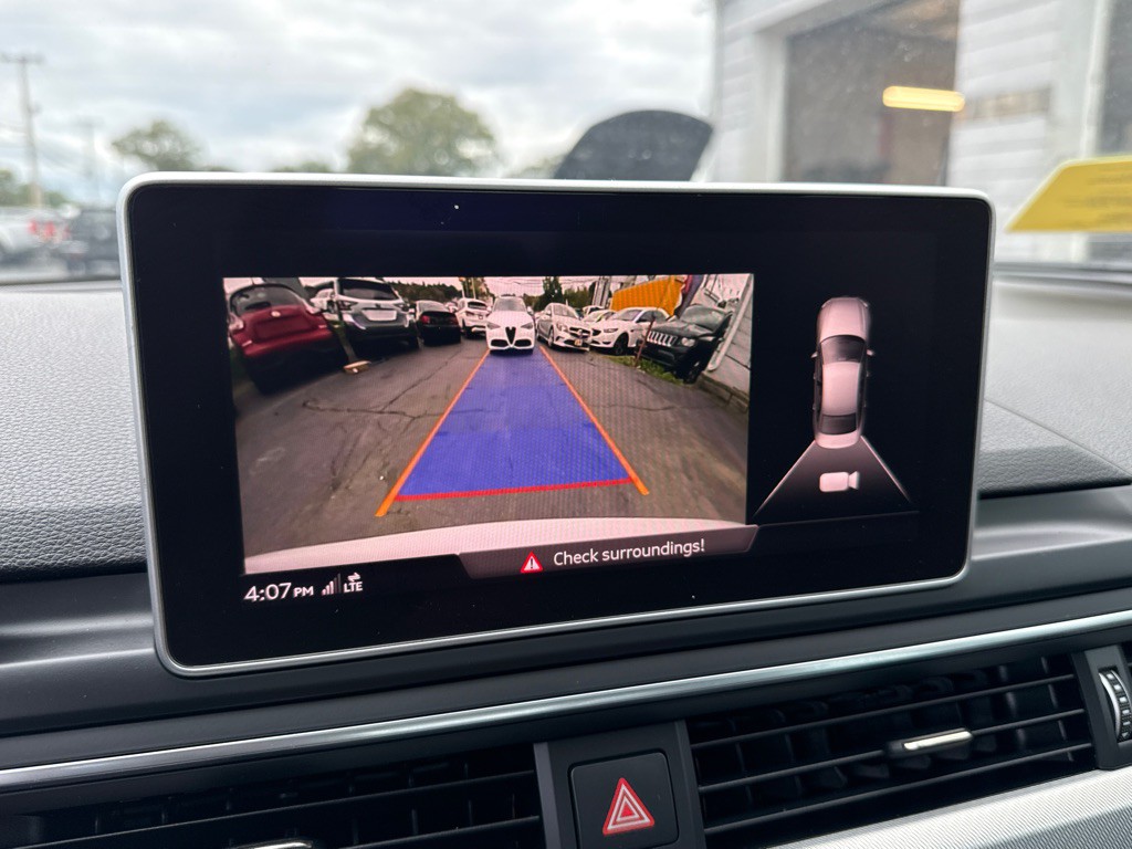 2017 Audi A4 Image 24