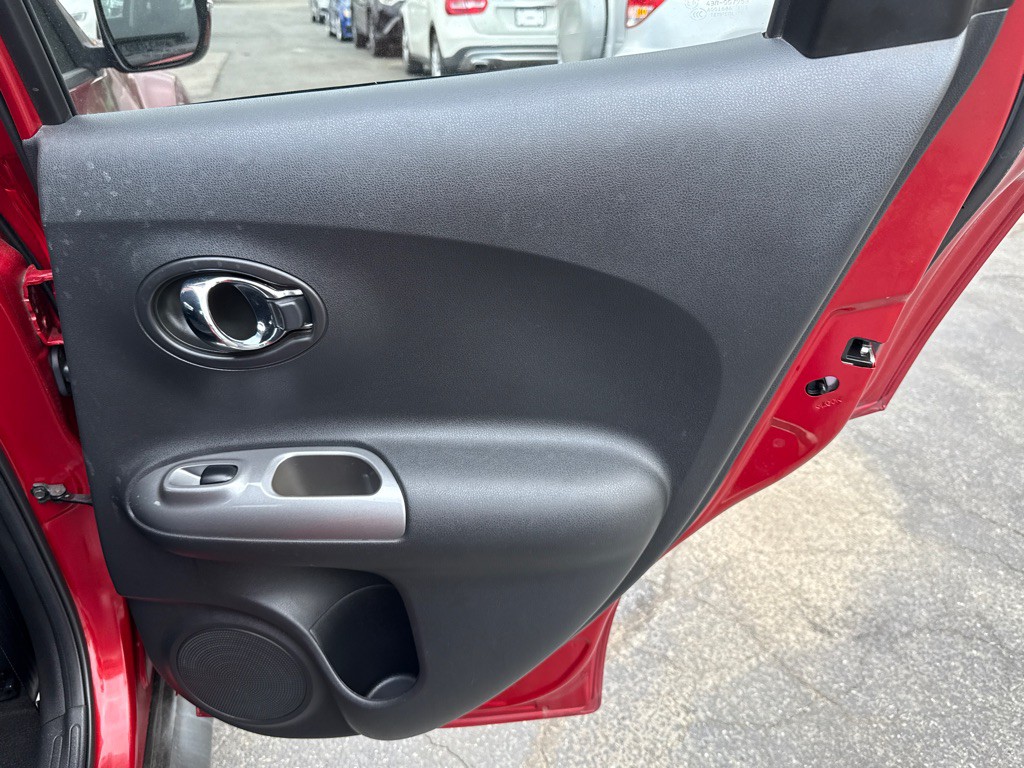 2016 Nissan Juke Image 25