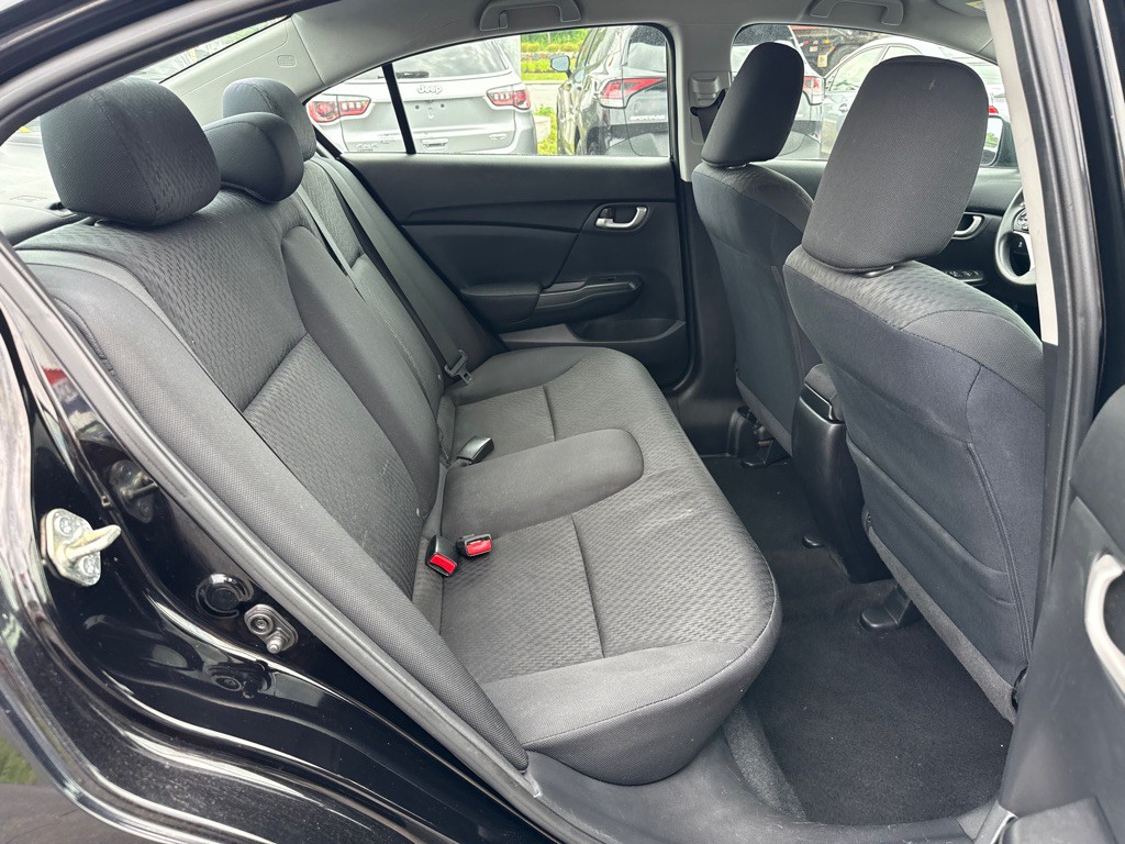 2015 Honda Civic Image 15
