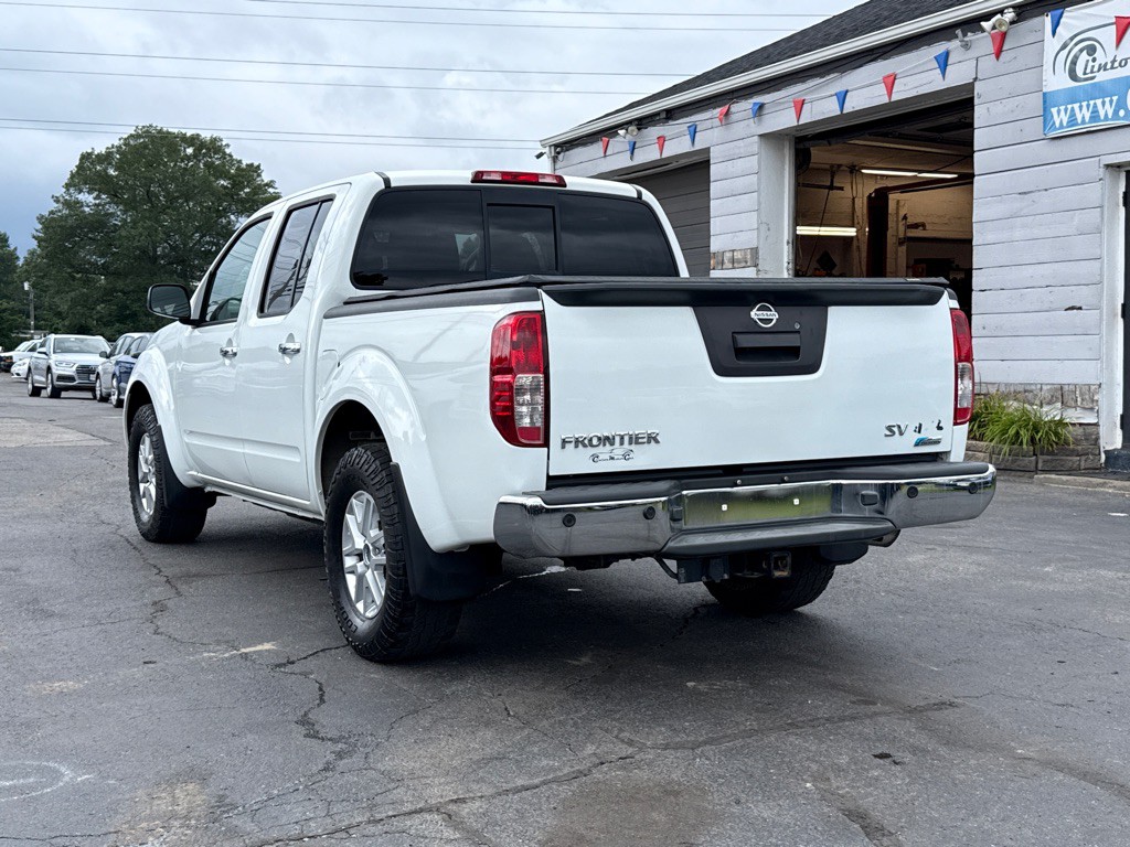 2017 Nissan Frontier Image 3