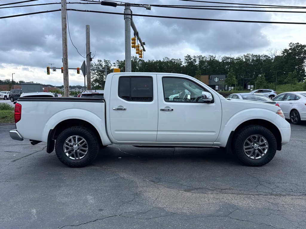 2017 Nissan Frontier Image 6