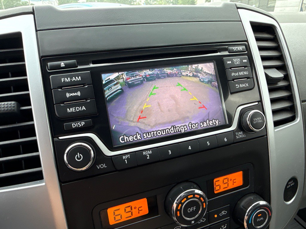 2017 Nissan Frontier Image 31