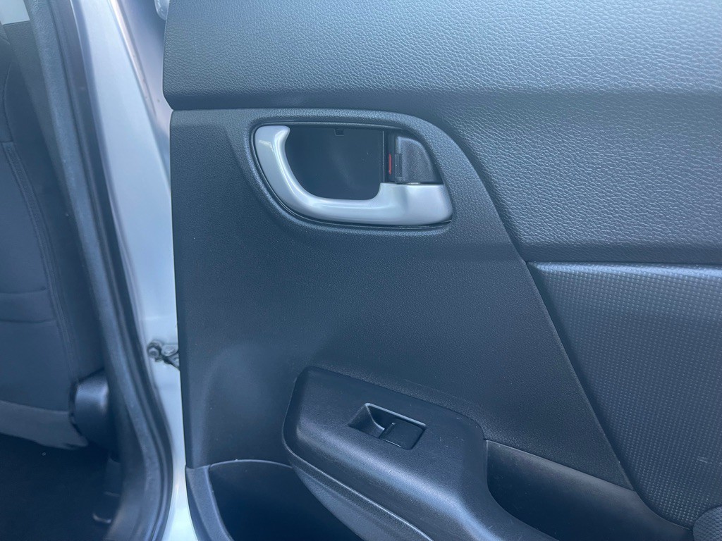 2014 Honda Civic Image 16