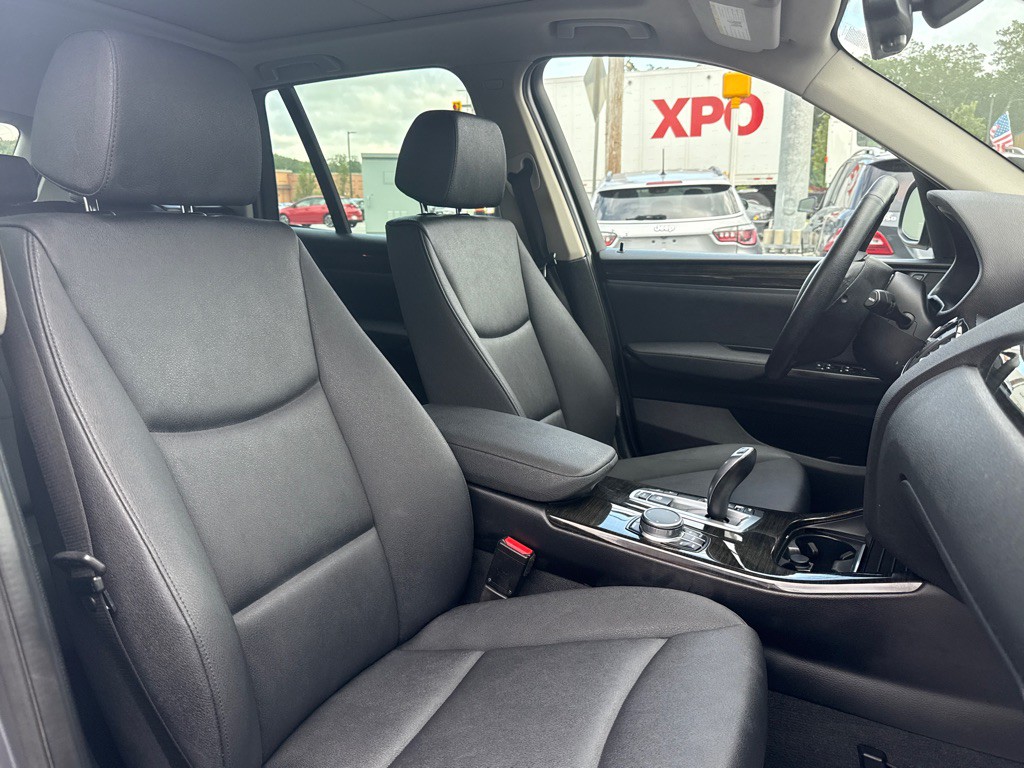 2017 BMW X3 Image 13