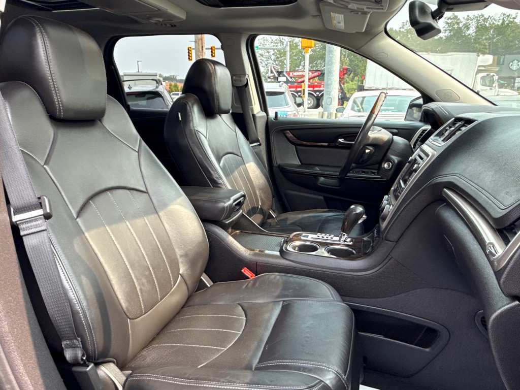 2016 GMC Acadia Image 13