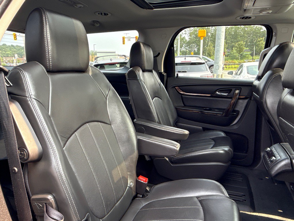 2016 GMC Acadia Image 15