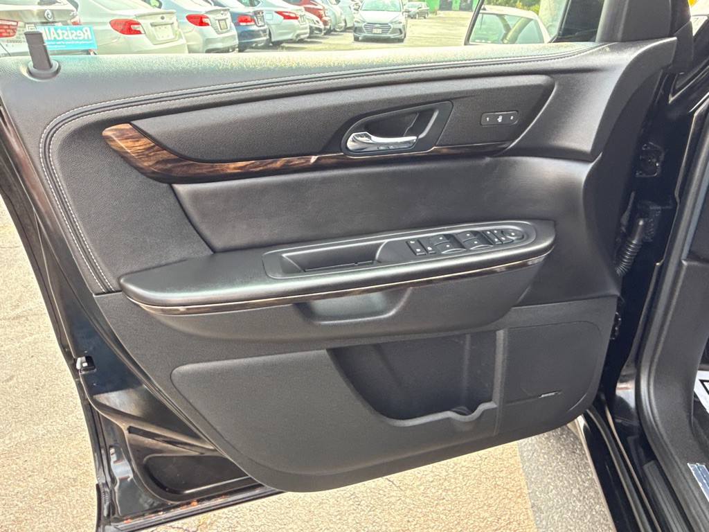 2016 GMC Acadia Image 23