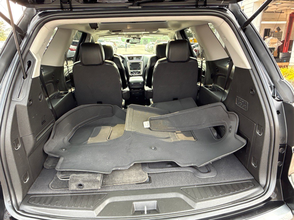 2016 GMC Acadia Image 28