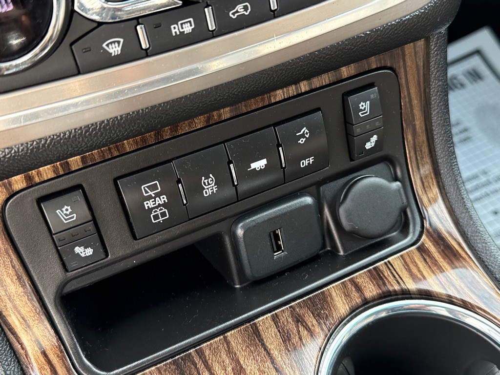 2016 GMC Acadia Image 33