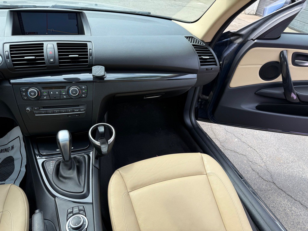 2013 BMW 1 Series Image 15