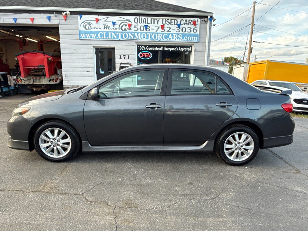 2010 Toyota Corolla Image 2