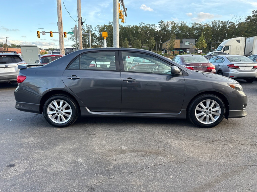 2010 Toyota Corolla Image 6