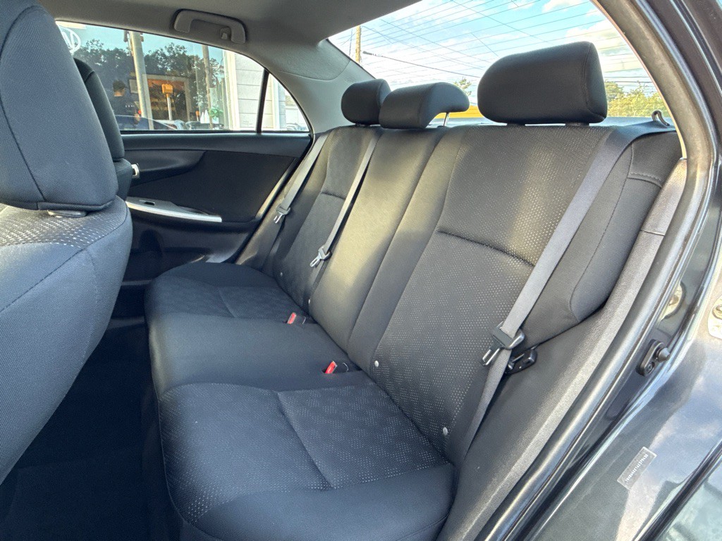 2010 Toyota Corolla Image 18