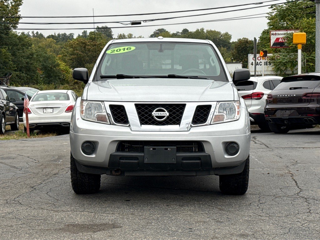 2016 Nissan Frontier Image 8
