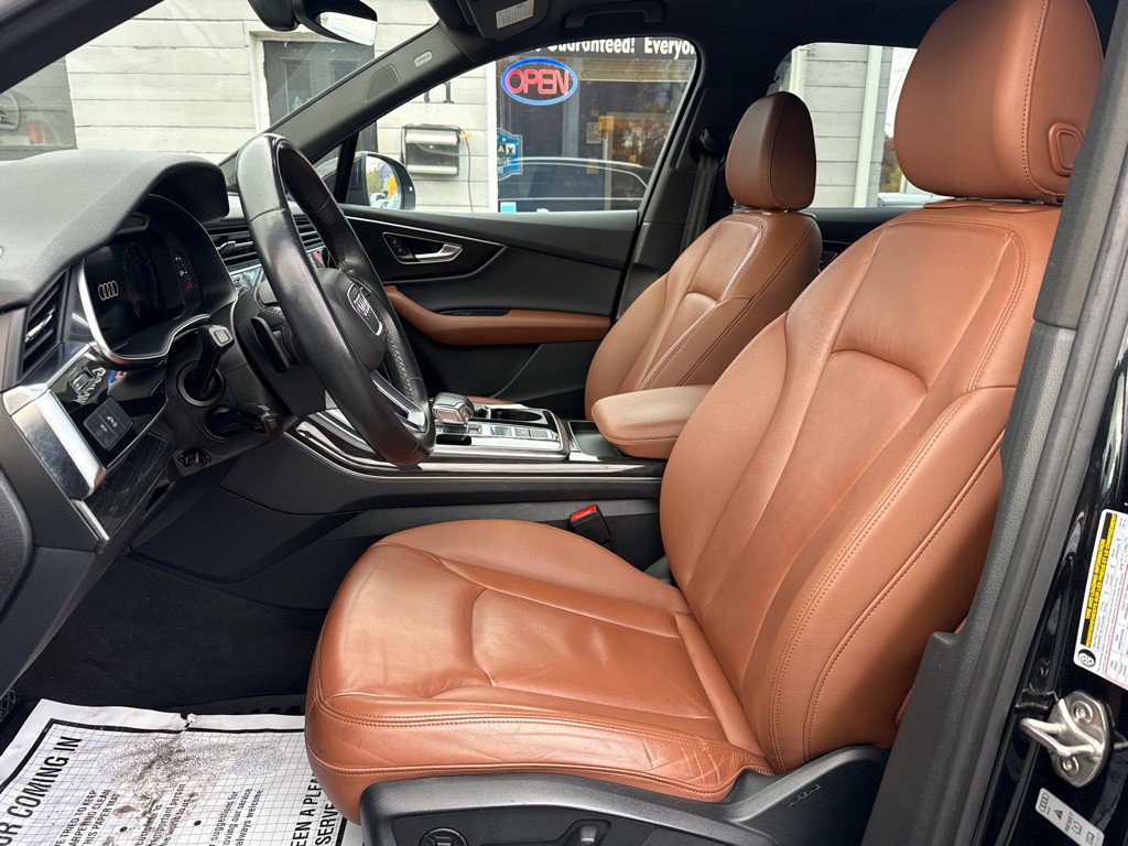 2022 Audi Q7 Image 12