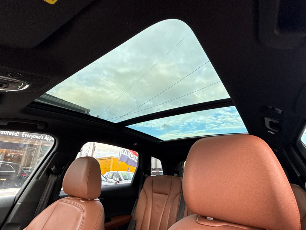 2022 Audi Q7 Image 33