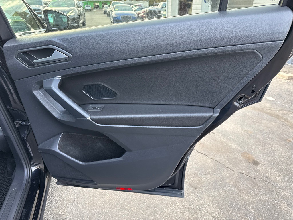 2020 Volkswagen Tiguan Image 23