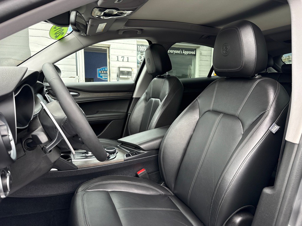 2019 Alfa Romeo Stelvio Image 15