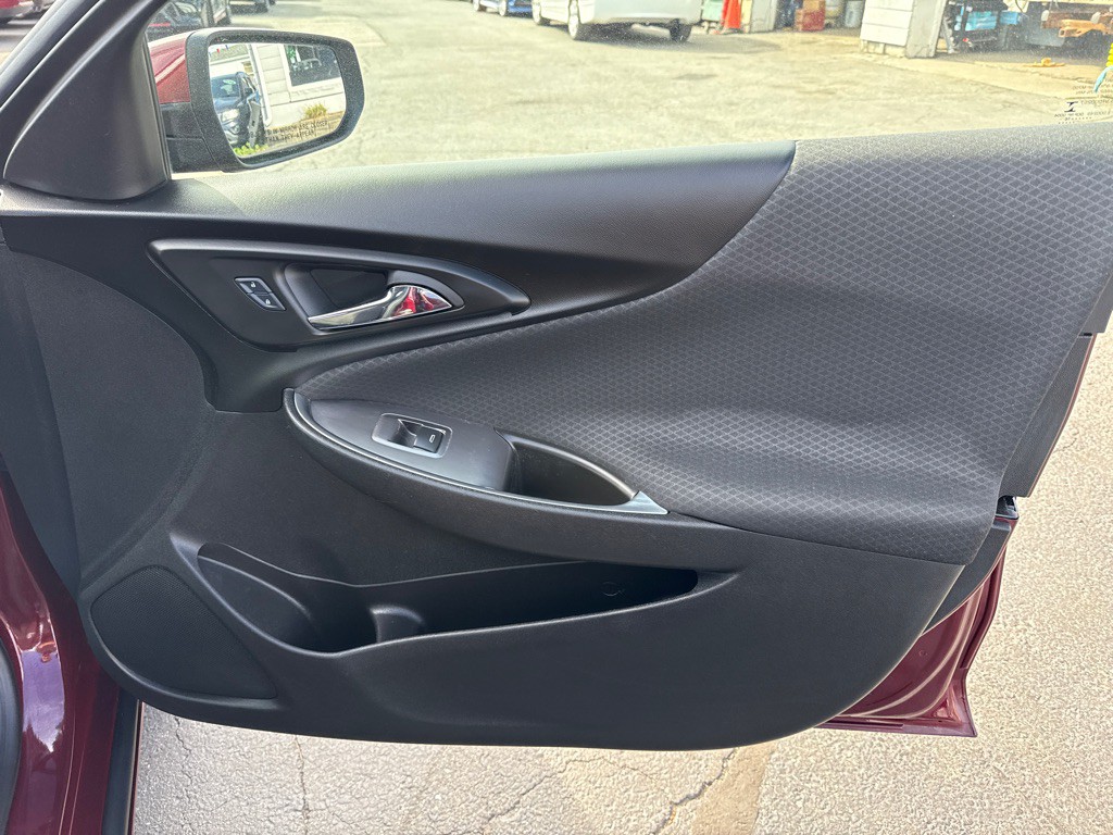 2016 Chevrolet Malibu Image 13