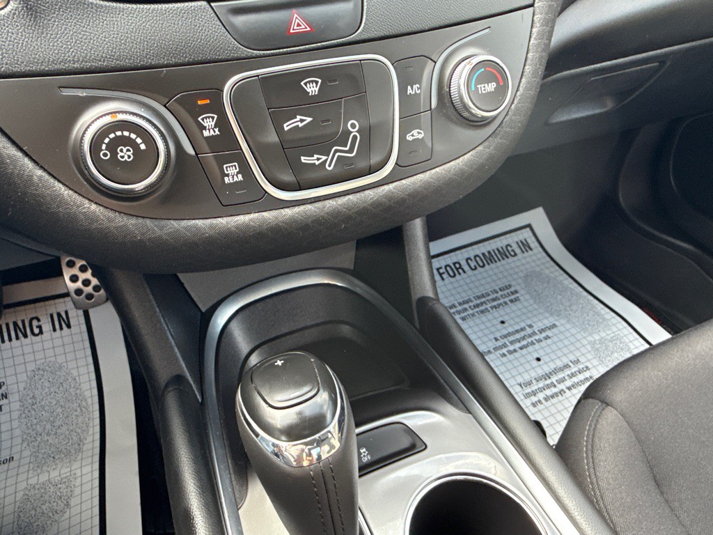 2016 Chevrolet Malibu Image 28