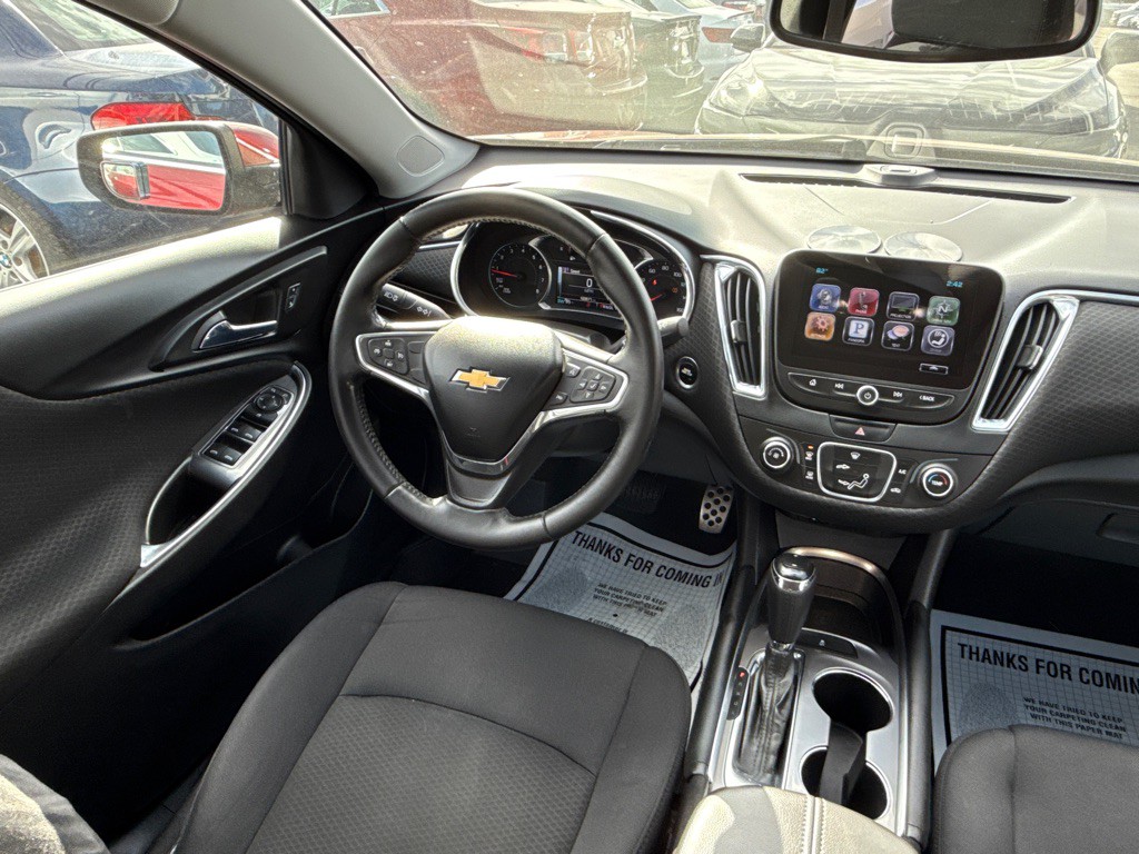 2016 Chevrolet Malibu Image 32