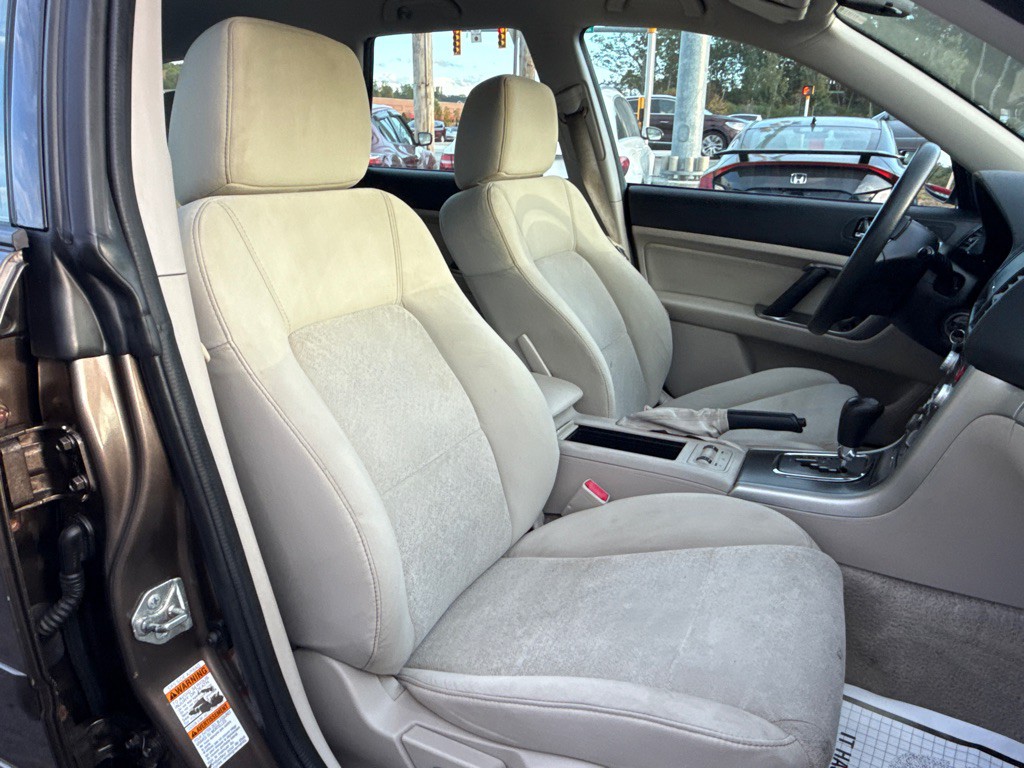 2008 Subaru Outback Image 12