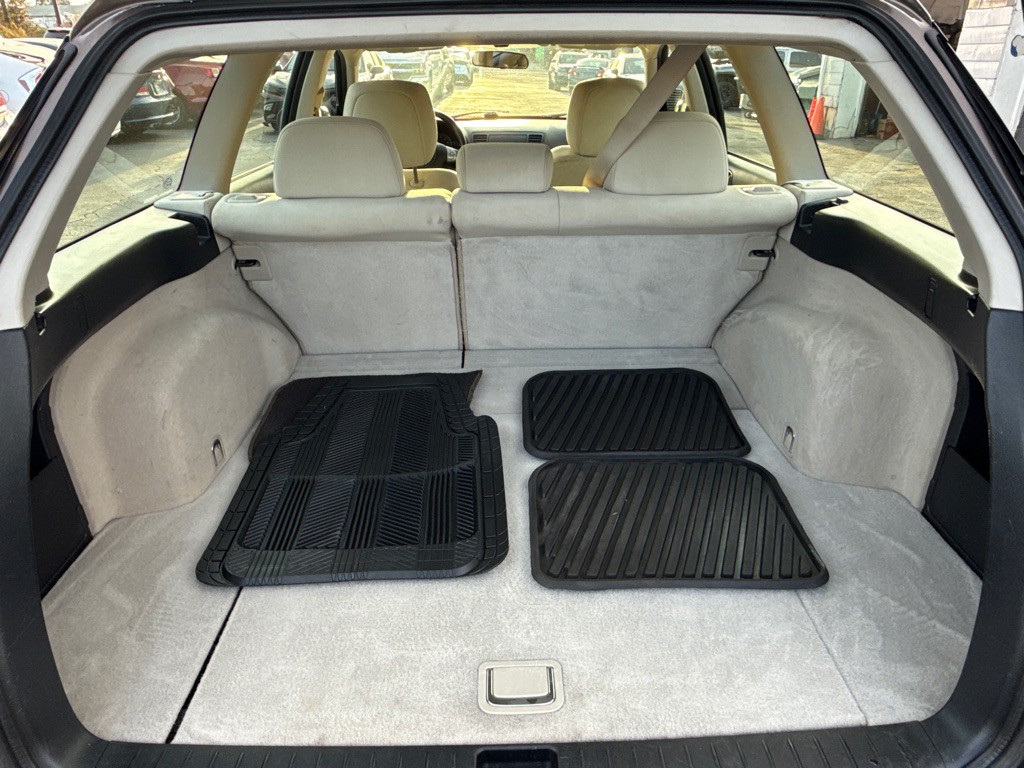 2008 Subaru Outback Image 25
