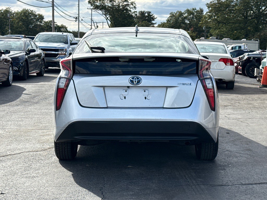 2016 Toyota Prius Image 4